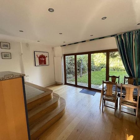 Beautiful 5-Bedroom Townhouse London Exteriör bild